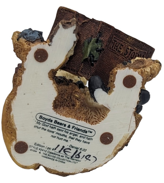 Boyds Bear Resin Noah Collection Caledonia as The Narrator Style # 2412 image 3
