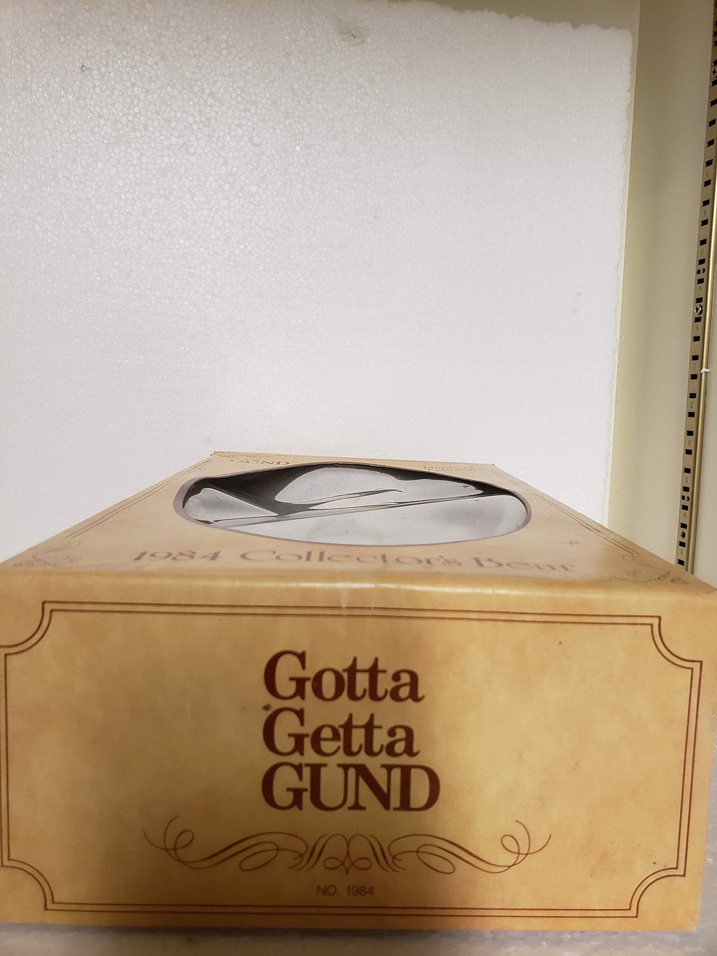 Gund GUNDY Boxed Bear 1994 Collector's Bear image 3