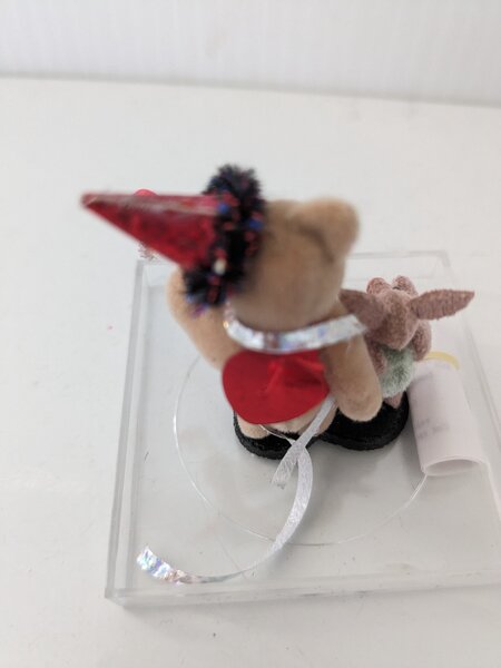 Pooh and Piglet by Lisa Lloyd 2000 Disney Bear & Doll Convention image 8