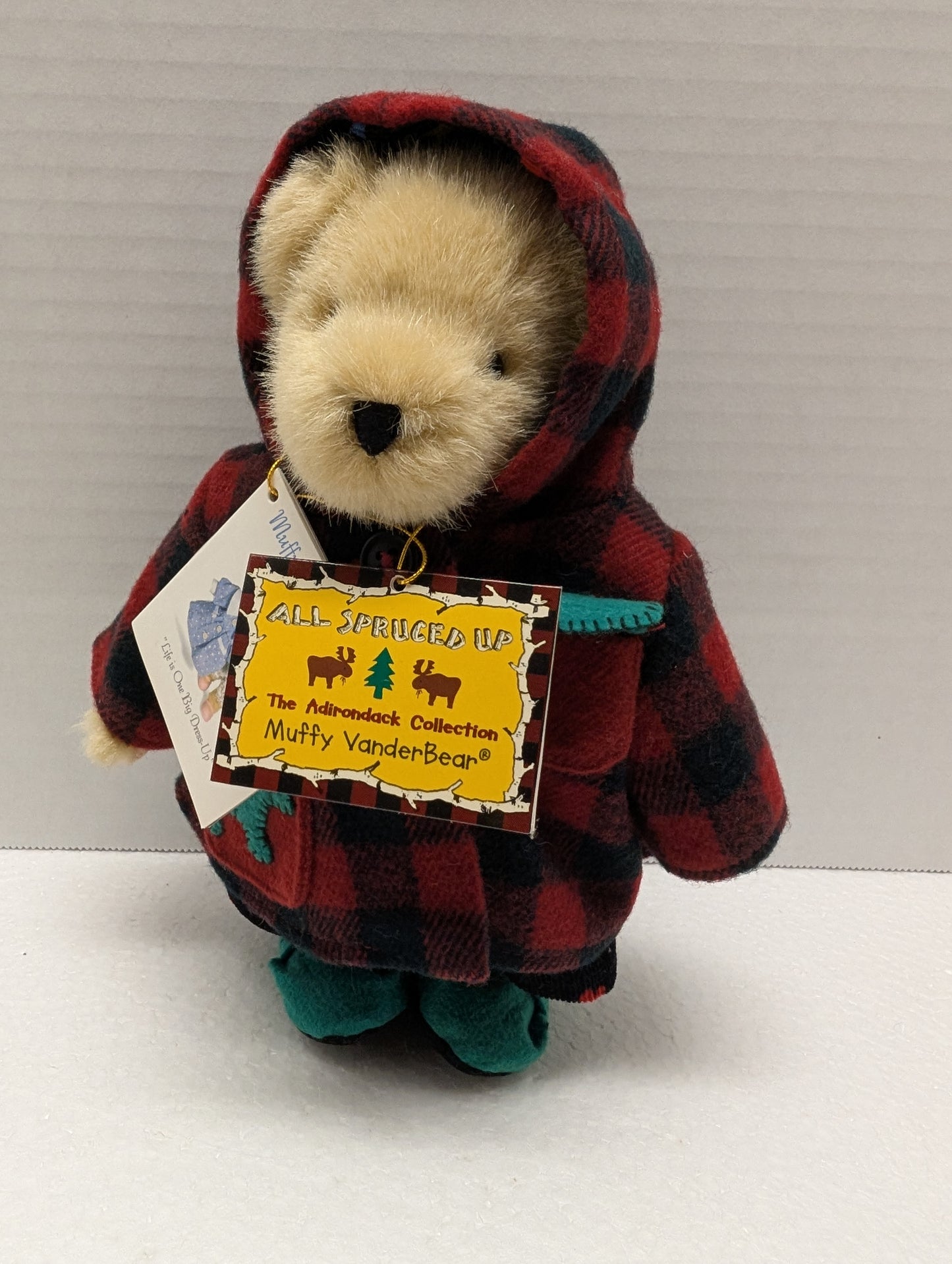 North American Adirondack Coll All Spruced Up Muffy dressed 5409 image 4