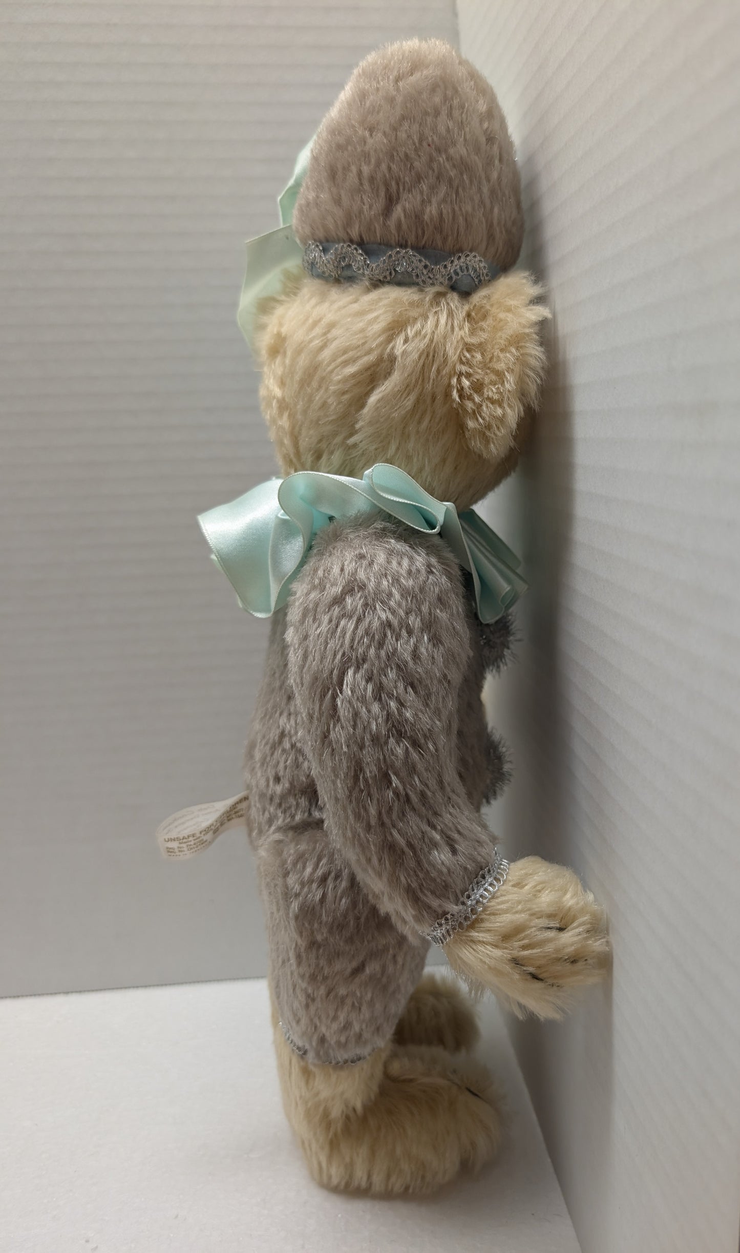 Deb Canham Plum Bear #65/150 17" with hat. image 7