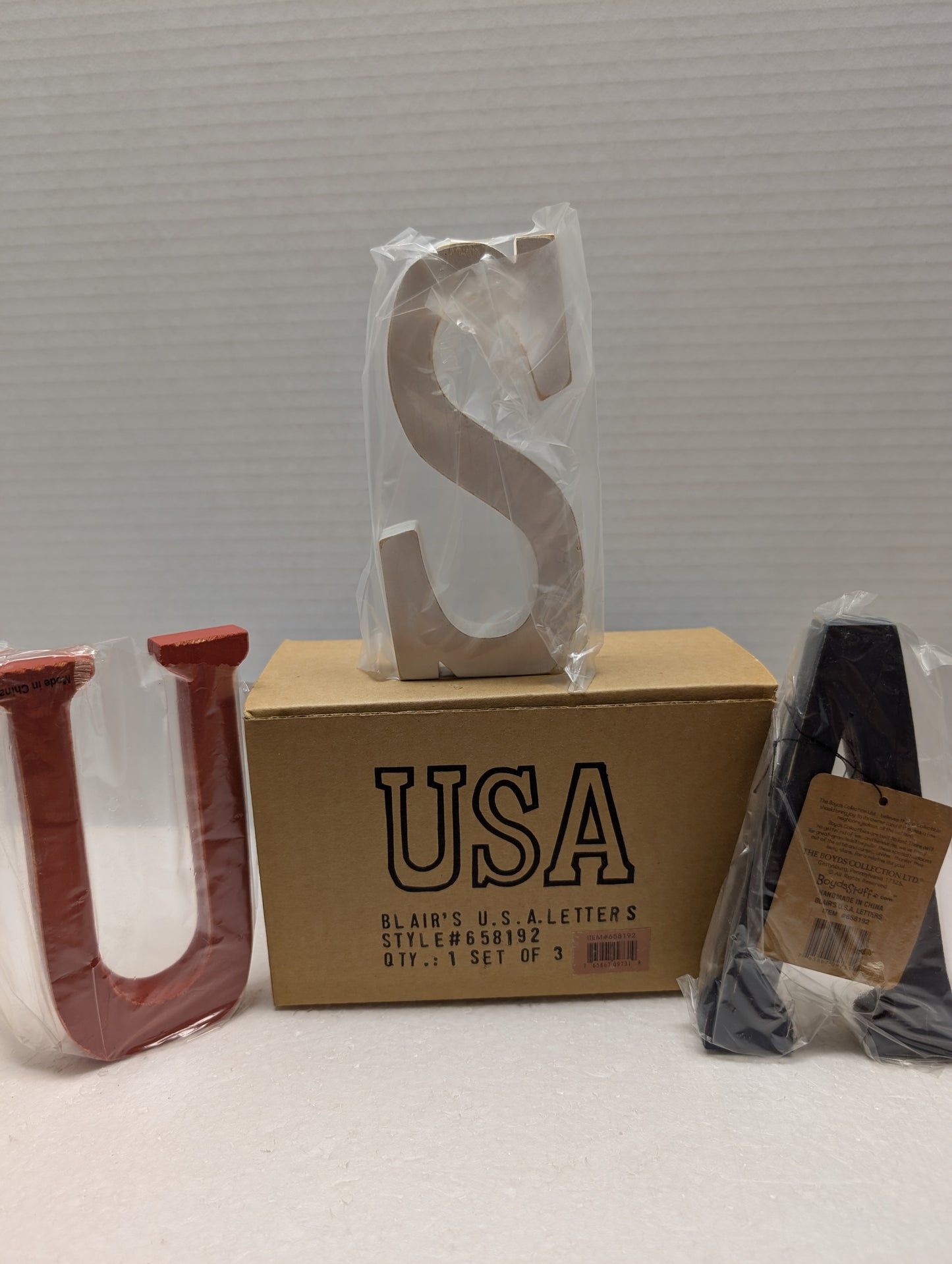 Boyds Accessories Wooden U.S.A . LETTERS 658192 Patriotic image 3