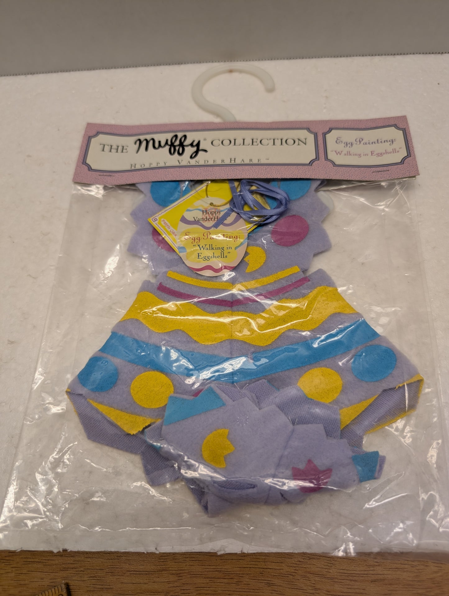 North American Egg Painting Walking on Eggshells Hoppy Outfit 4435 image 6