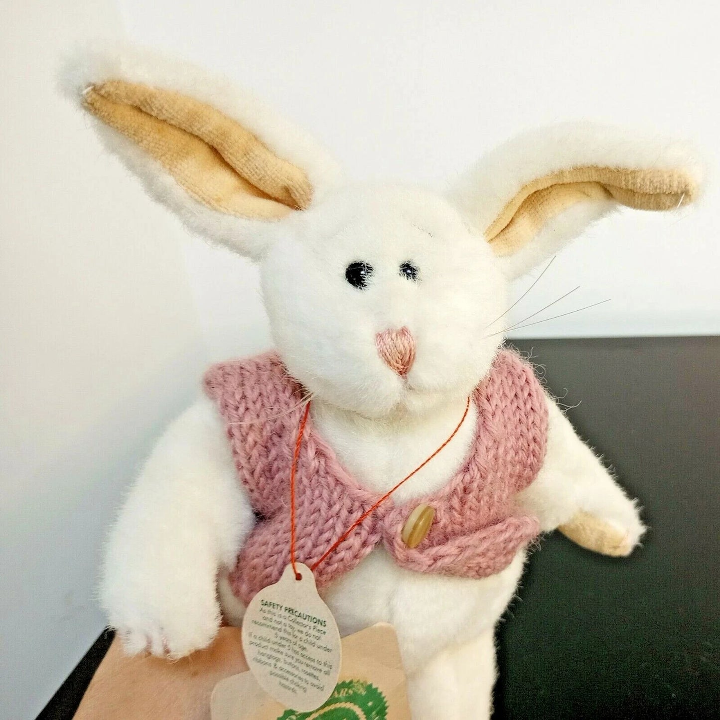 Boyds Hare Carlin with Rose Knit Vest 8"  9115 image 0