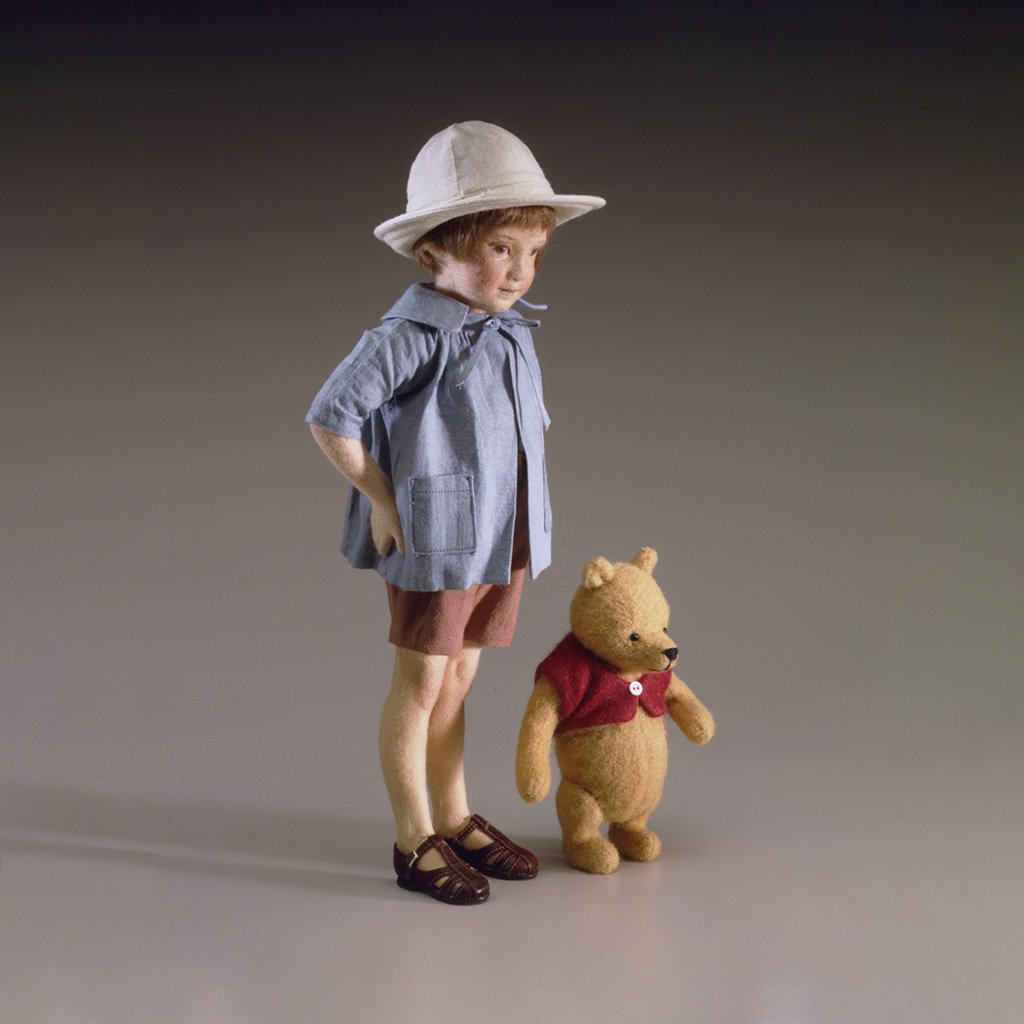 R John Wright Christopher Robin & Pooh Pocket Series image 0