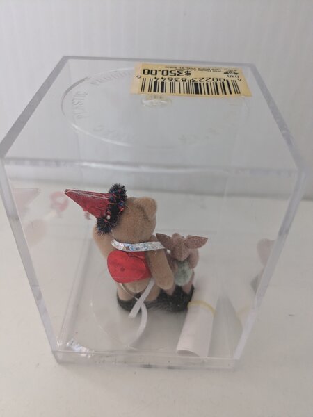 Pooh and Piglet by Lisa Lloyd 2000 Disney Bear & Doll Convention image 1