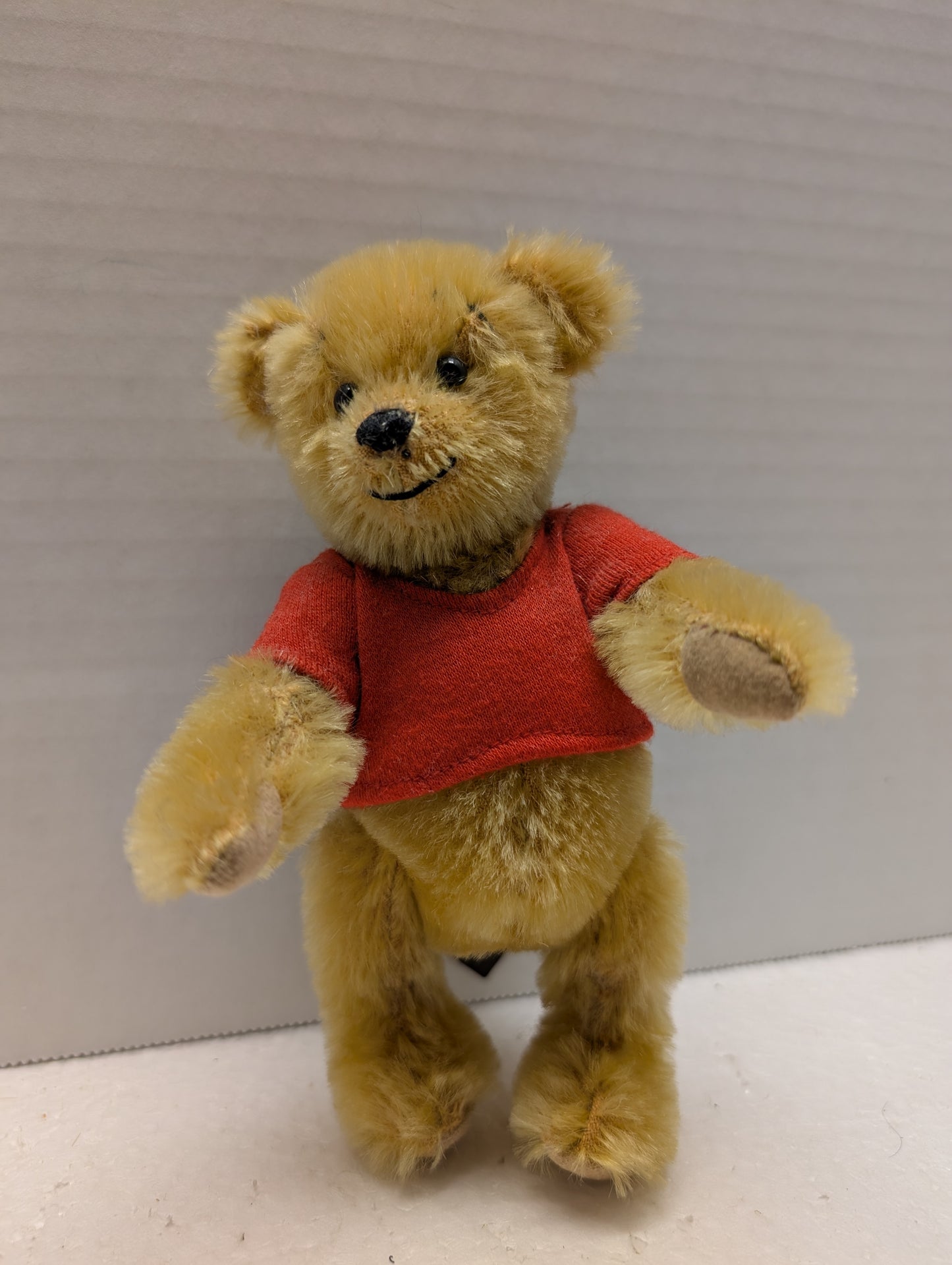 Pooh by Flora Mediate of Flora's Teddys. Mohair "Small Pooh" 6" image 0