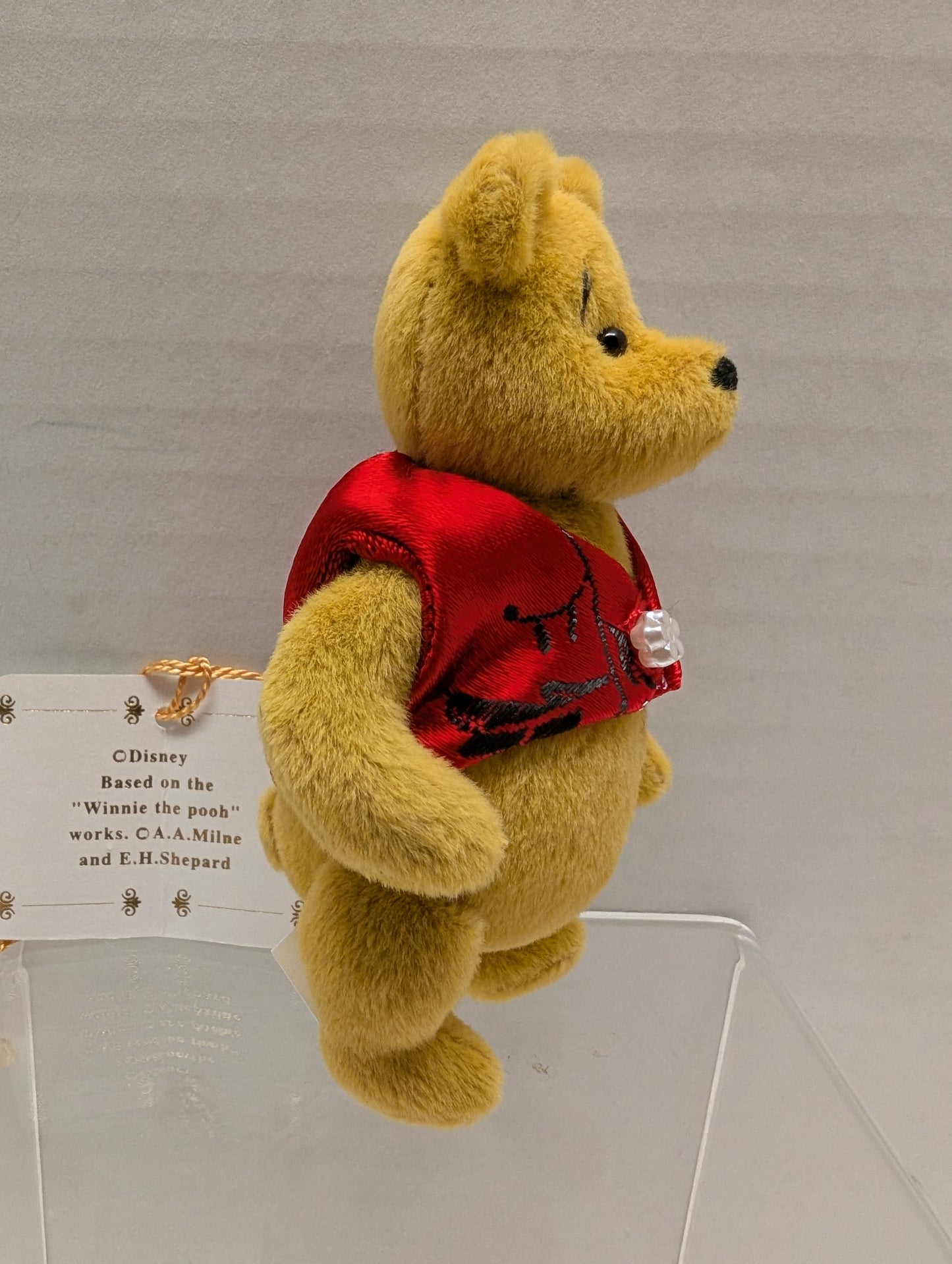 Pooh Miniature by Jamie Wu image 5