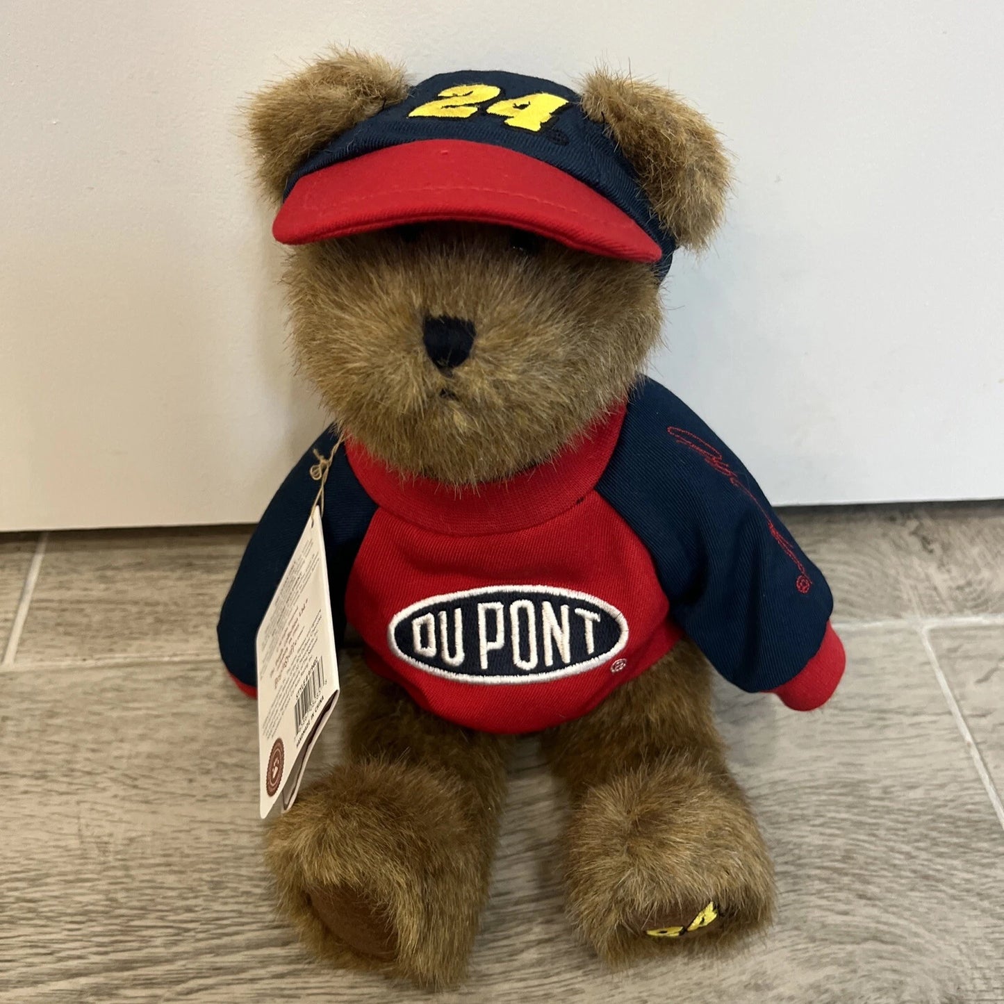 Boyds Bear Plush  Jeff Gordon #24 sweatshirt & cap  919402 image 1