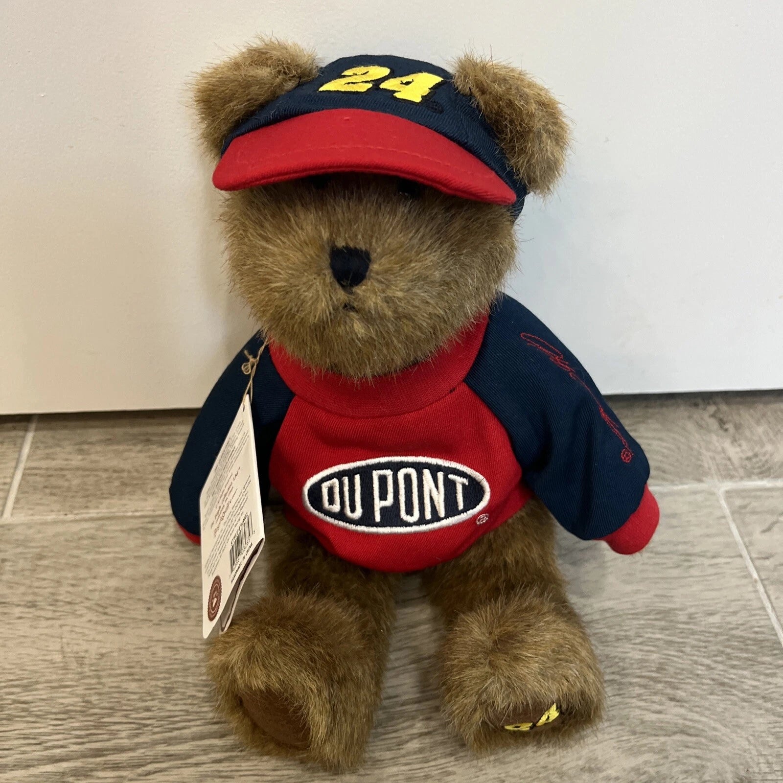 Boyds Bear Plush  Jeff Gordon #24 sweatshirt & cap  919402 image 1
