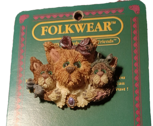 Boyds Pin Folkwear Purrsilla and Friends 26419 image 0