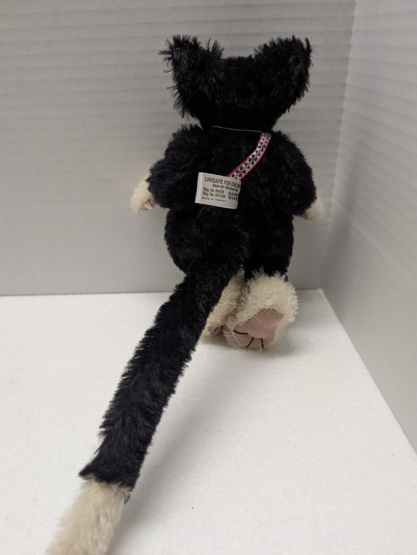 Deb Canham  Mohair Cat Phat Cat Collectible 5" Sitting with mouse in  Mitten image 3