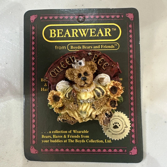 Boyds Pin Bearwear Victoria Queen Bee 1999-72 image 0