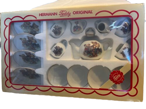 Hermann Teddy Original Tea Set Porcelain image 1