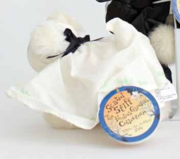 North American Lulu Scared Stiff White as A Ghost 5218 image 1