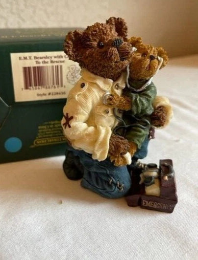Boyds Bear Resin E.M.T. Bearsley w. Carey 228416 To the Rescue image 2