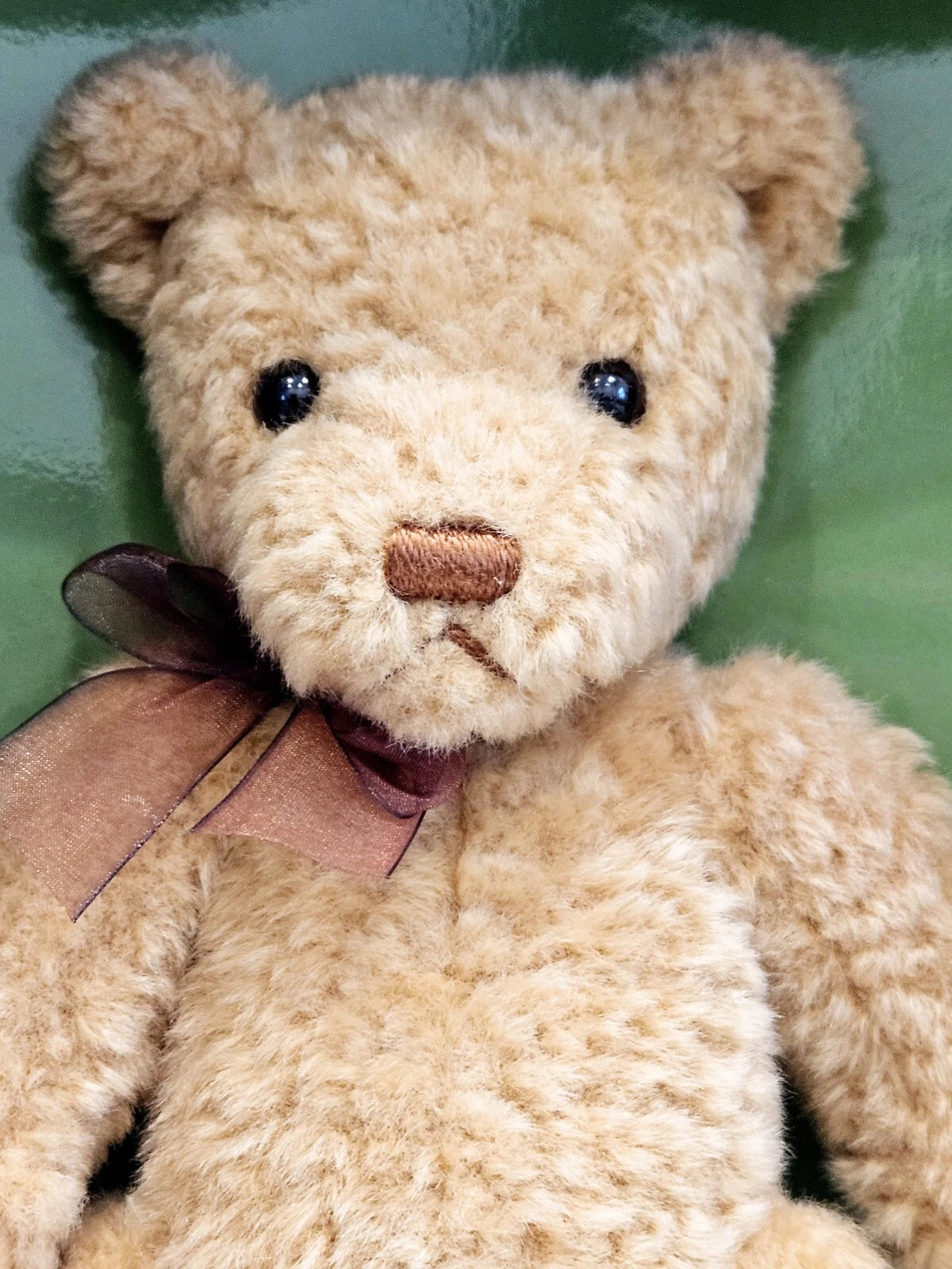 Gund GUNDY Boxed Bear 2001 Collector's Bear image 2