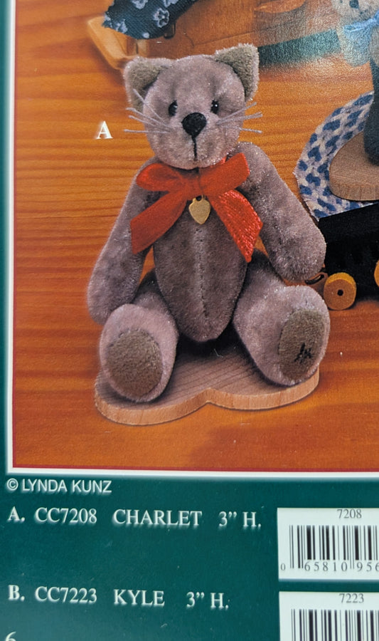 Ganz Cottage Miniatures Charlet CC7208 Gray Jointed Cat with Red Ribbon 3" image 0