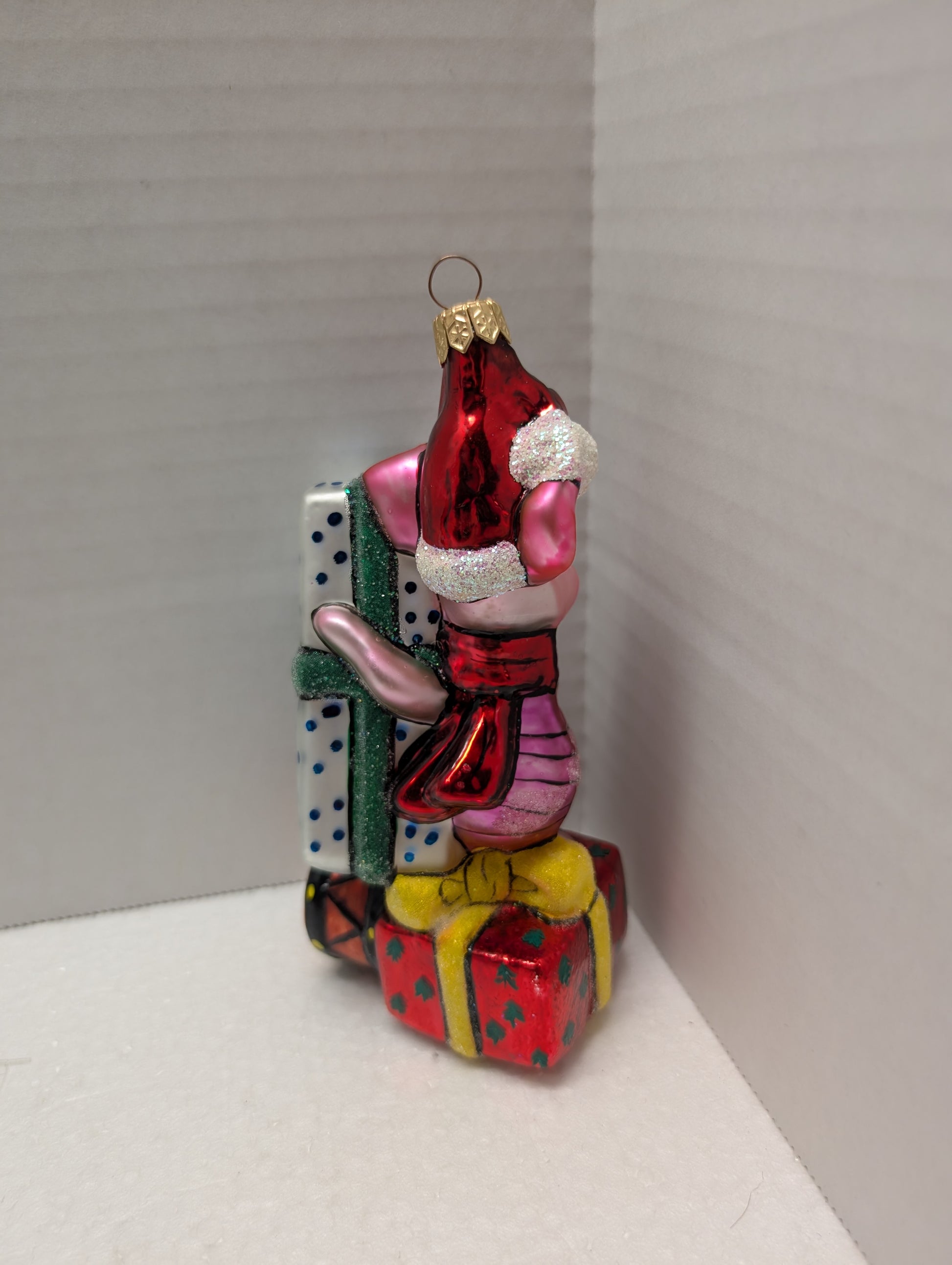 Christopher Radko Piglet w. Santa Hat and packages image 0