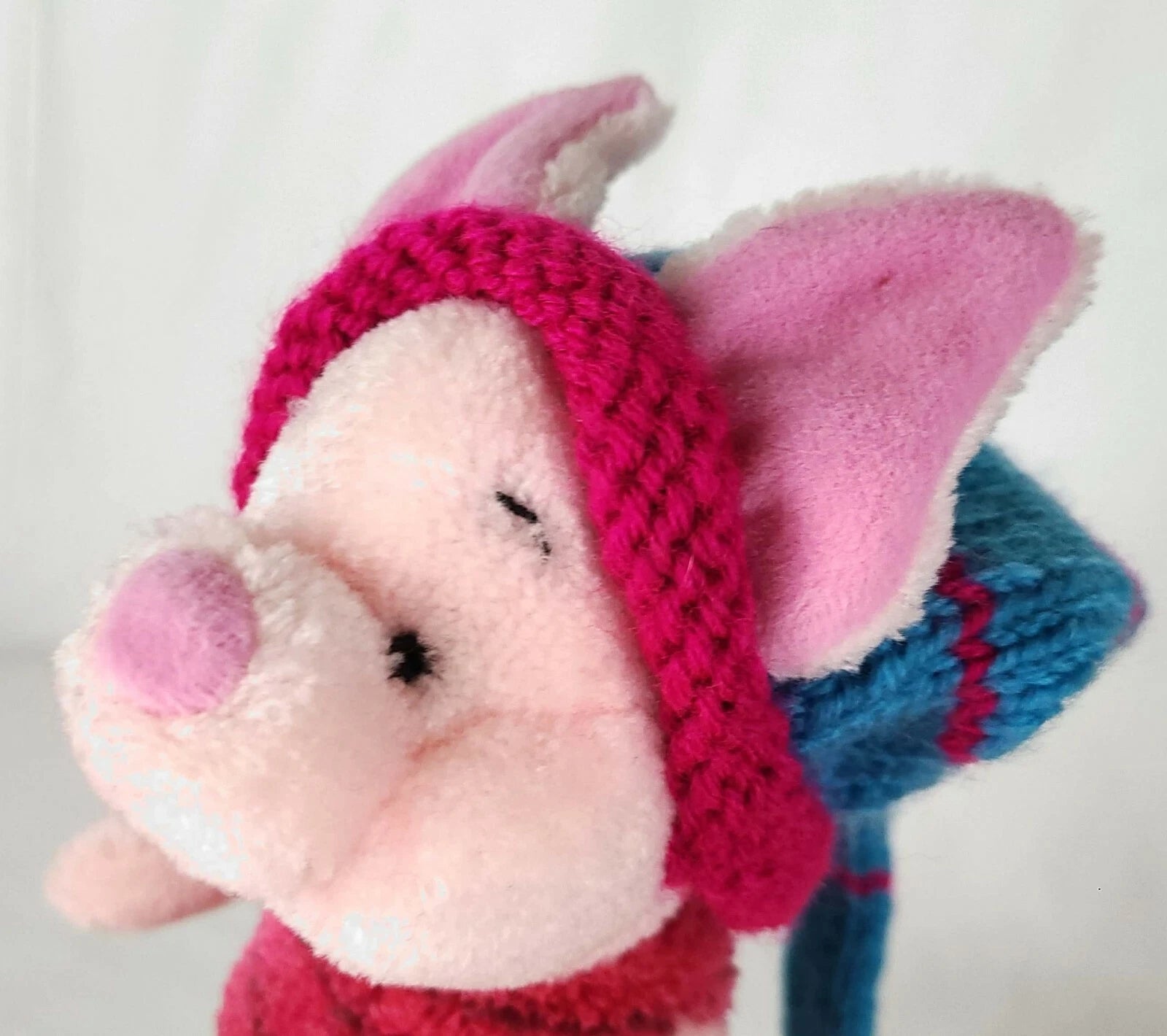 Gund Piglet Plush in Knit Winter Hat 8128 image 0