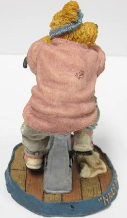 Boyds Bear Resin R. S. Huffenpuff  Never Mind, I'll Buy a Bigger Size 2277904 image 4