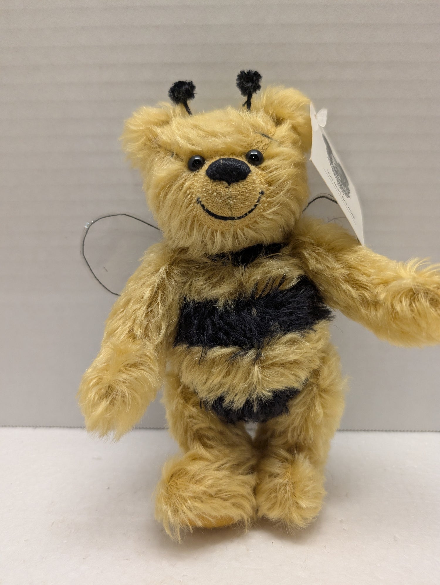 Happy Tymes - Bev White Pooh Bee Dreamin' 7" 1997 image 0