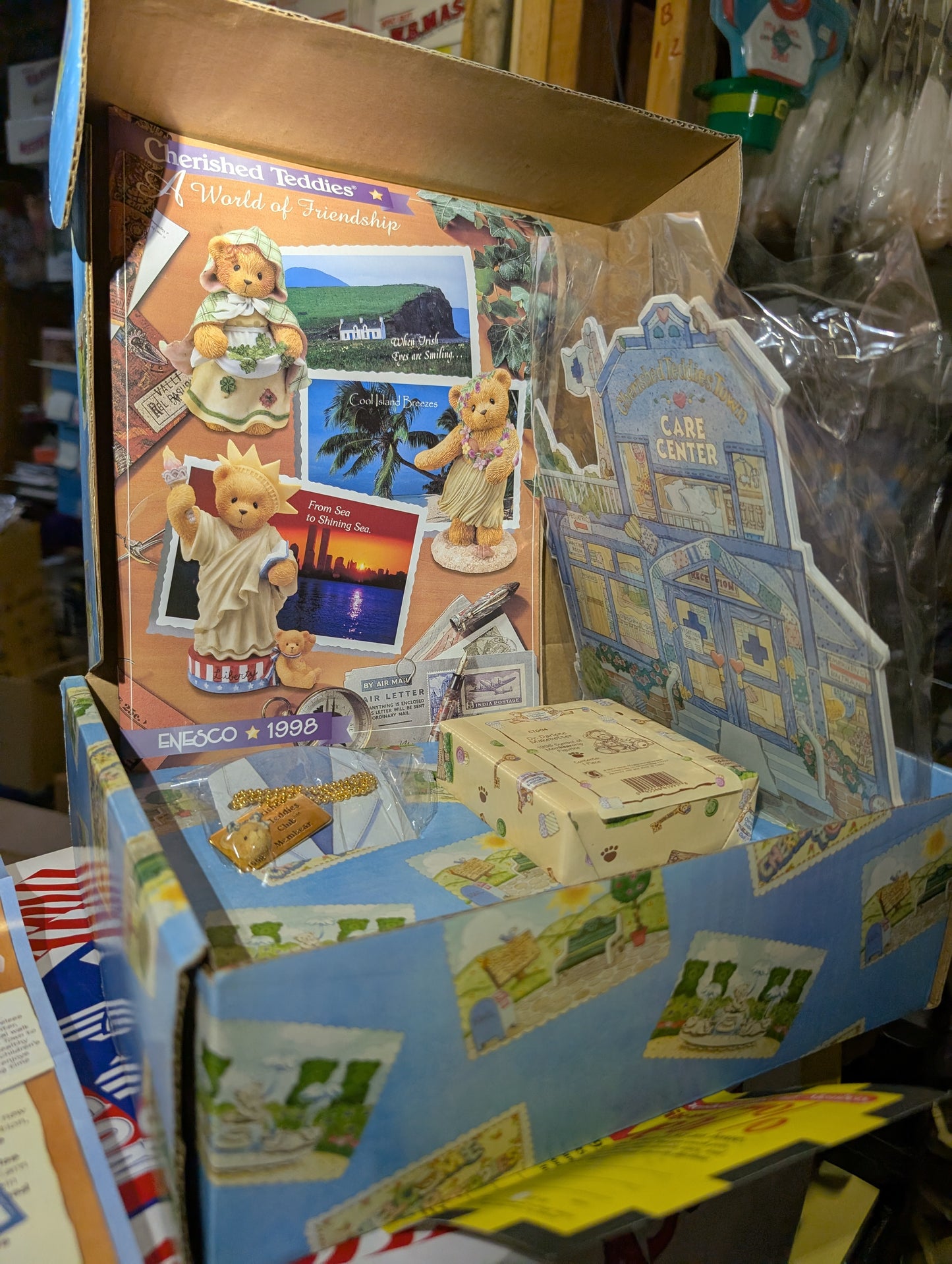 Cherished Teddies 1998 Club Kit with Dr Darlene Makebetter image 5