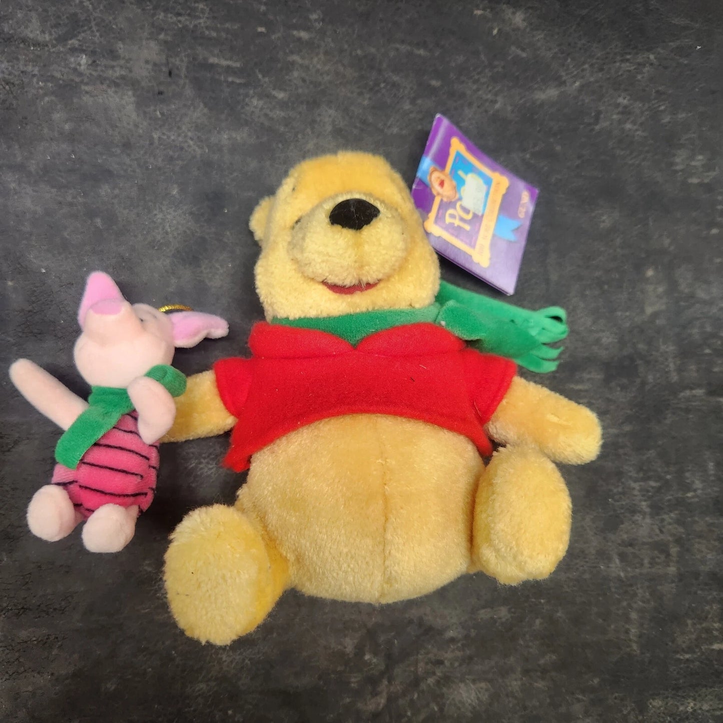 Gund Christmas Plush Pooh with Piglet 8129 image 0
