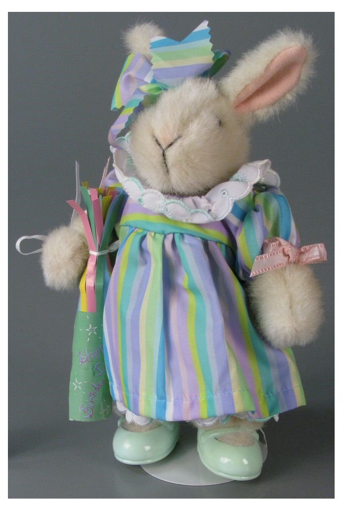 North American Happy Birthday Hoppy VanderHare Dressed #4465 image 3