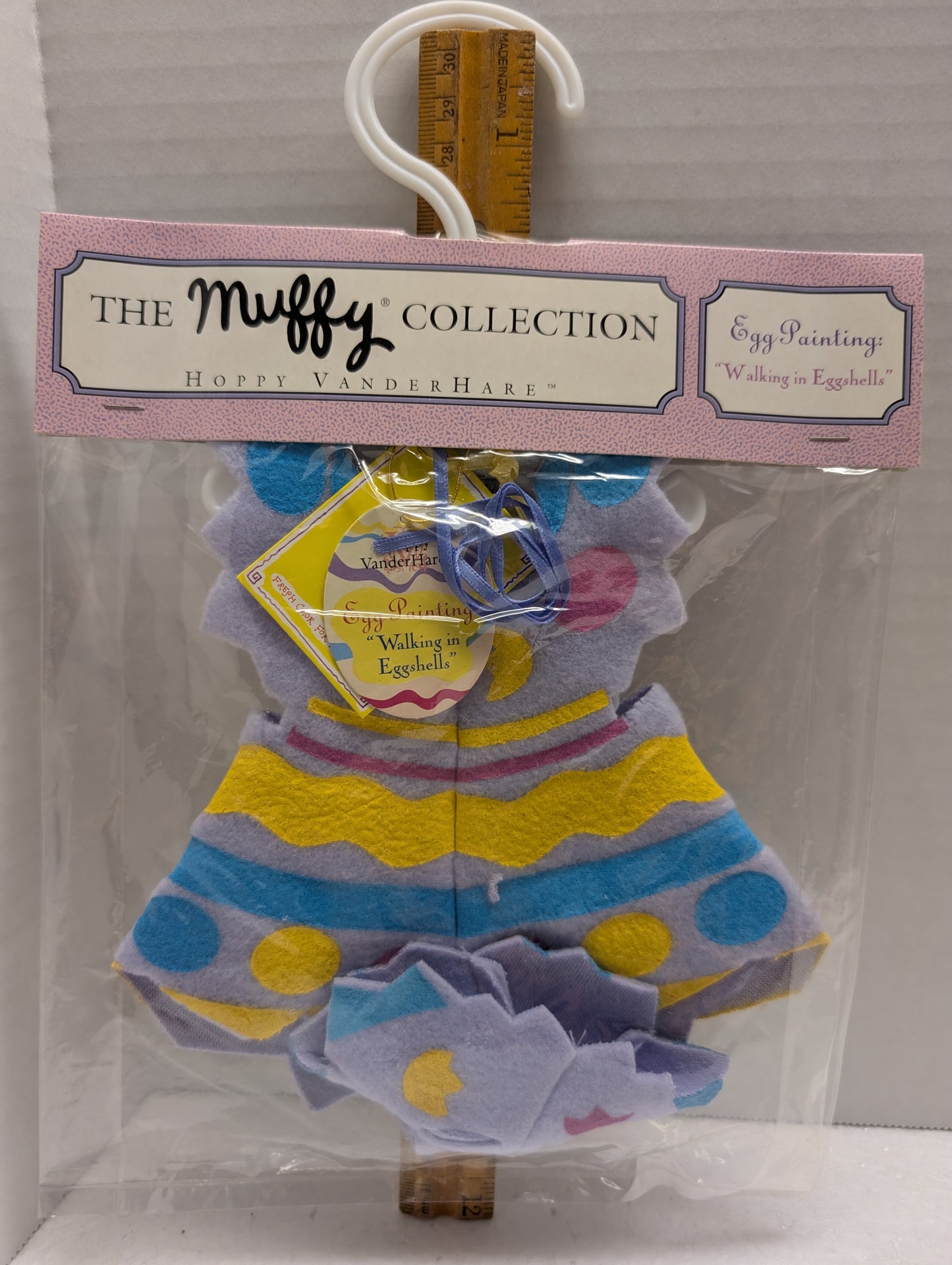 North American Egg Painting Walking on Eggshells Hoppy  Outfit  4435 image 0