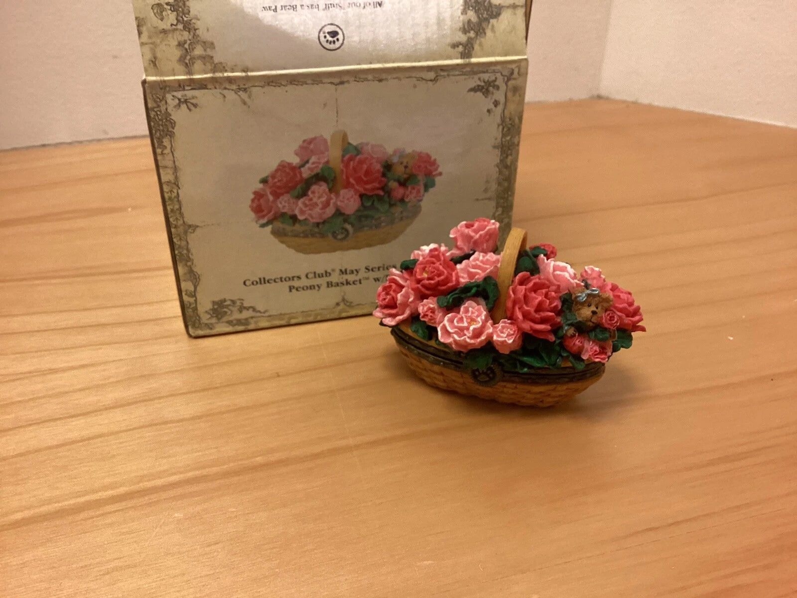 Boyds Treasure Box Collectors Club May Series Mini Peony Basket w.Petal image 2