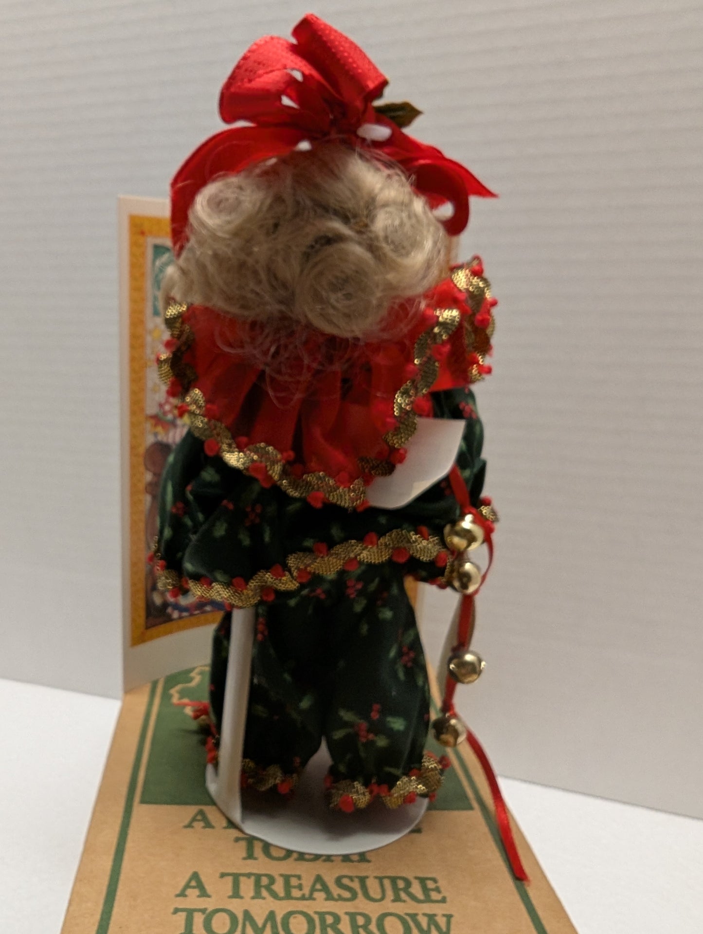 Robin Woods Jingles Christmas 8" Doll 26779 8" image 4