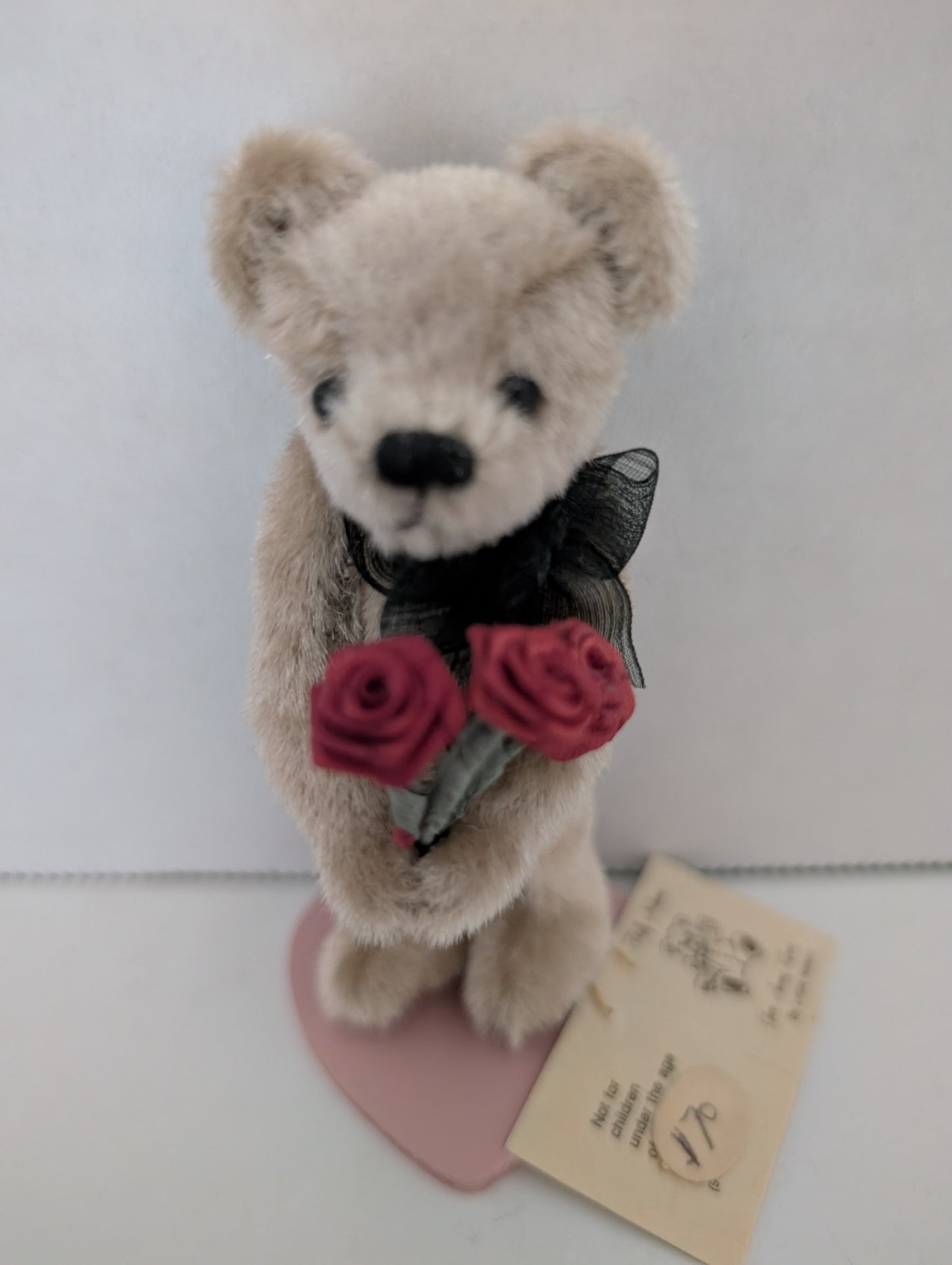 Linda Nelson of Half Nelsons Miniature Bear "First Date" image 1