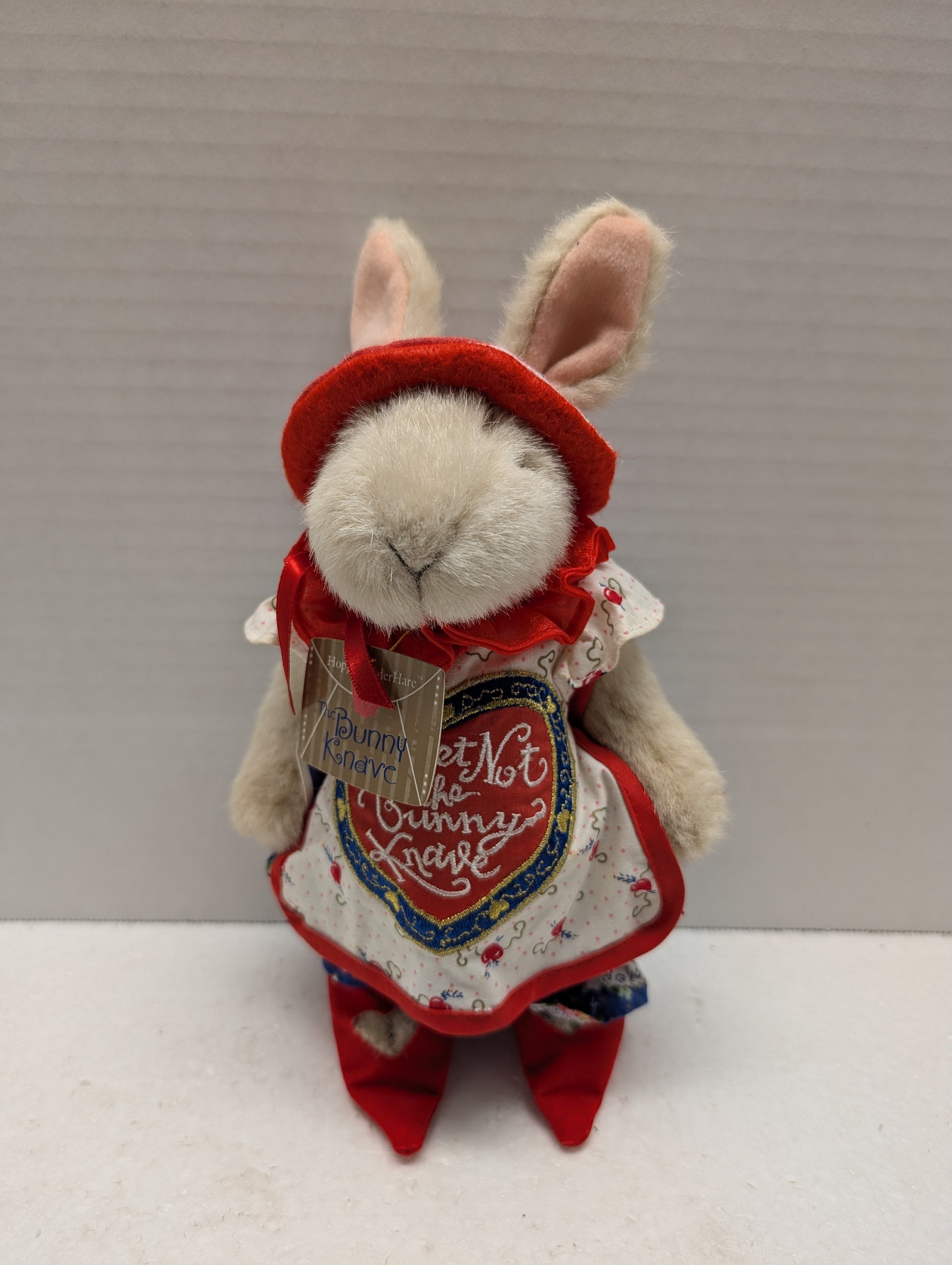 North American Bunny Knave Hoppy 4436 Queen of Hearts Collection image 0
