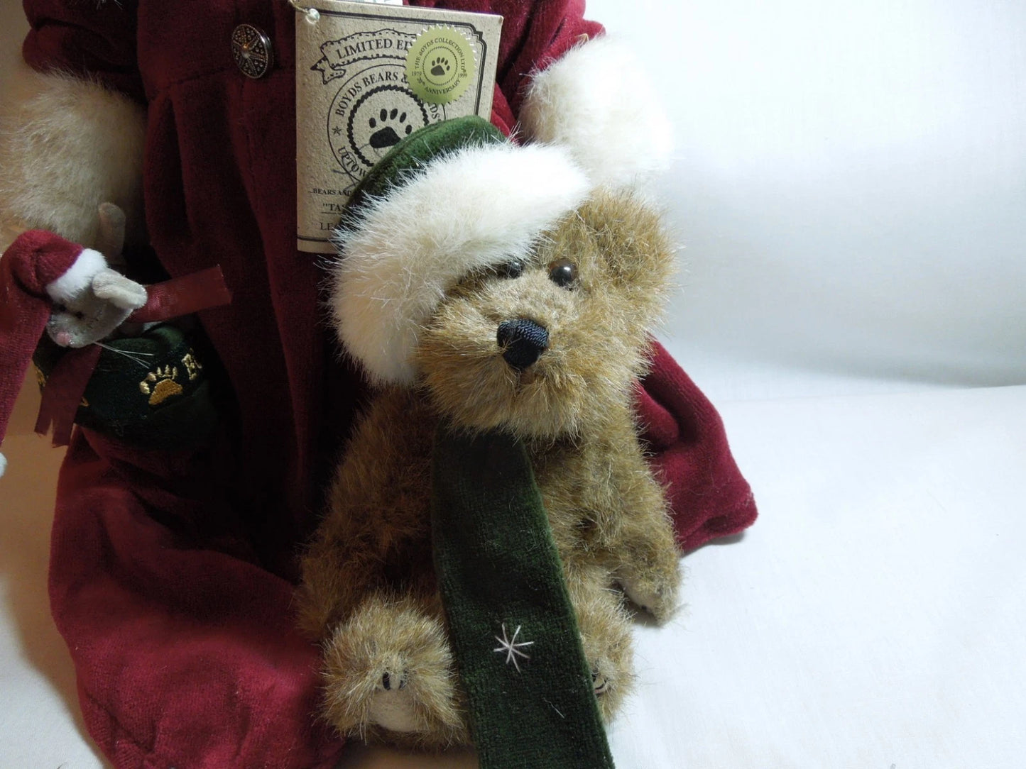 Boyds Mohair Tasha B Frostbeary 14" 900205  w. stocking and little bear image 14
