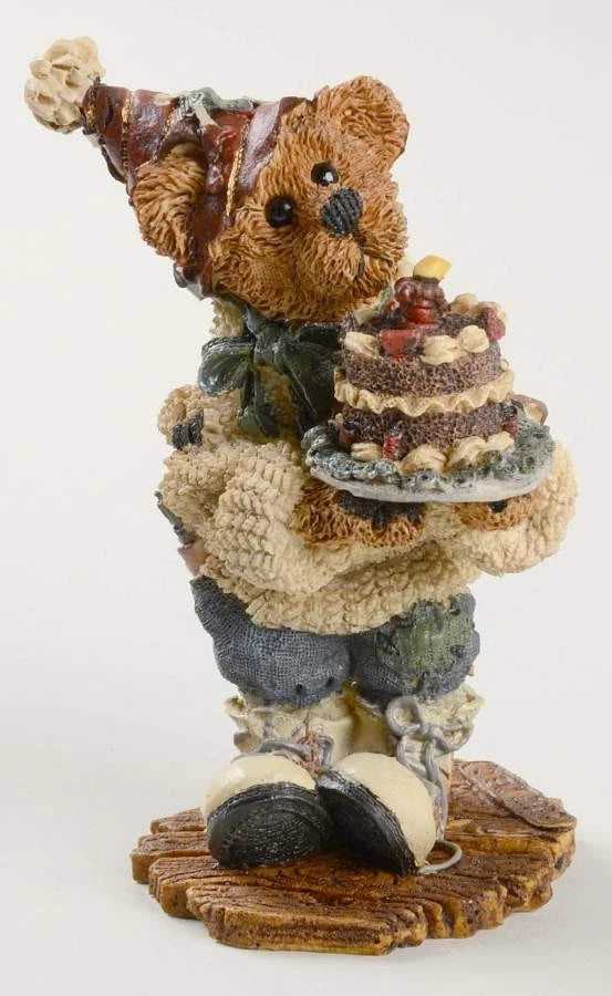 Boyds Bear Resin M Harrison's Birthday 2275 image 0