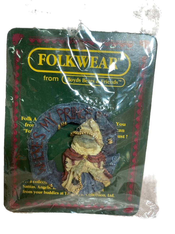 Boyds Pin Folkwear Princess Puckerup Kiss Me Quick 26428 image 3
