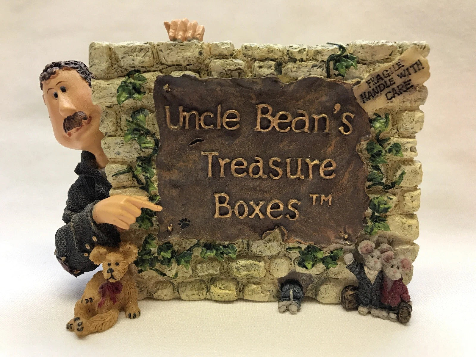 Boyds Treasure Box Uncle Bean & McNibble Gang  sign (approx: 4 x 2.5 inches) image 7