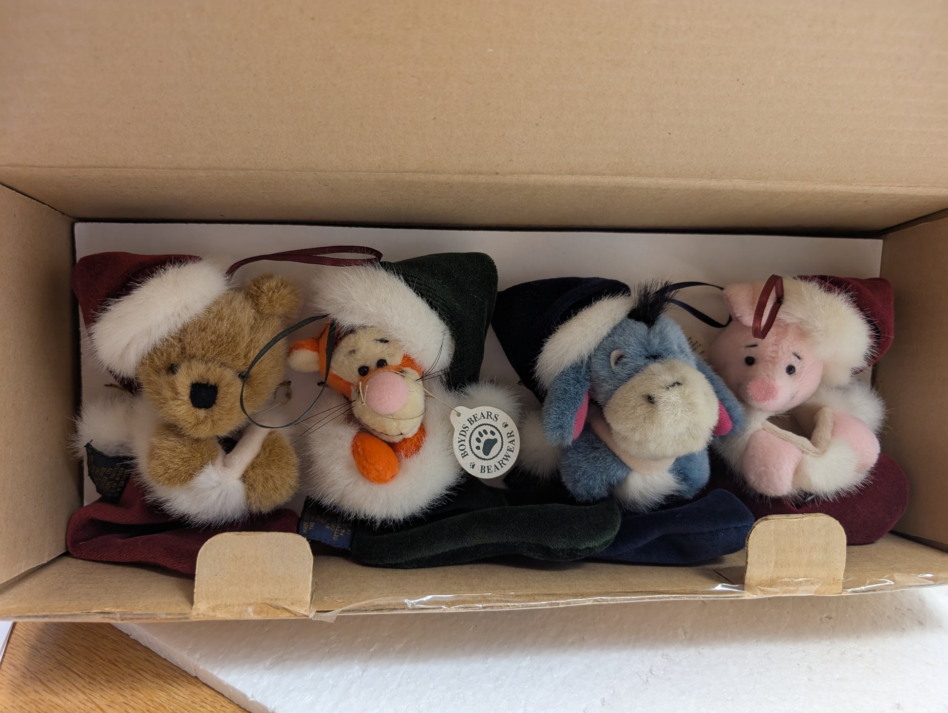 Boyds Disney Plush  Ornaments 1999 Xmas Winnie the Pooh Plush Set 94964DS image 4