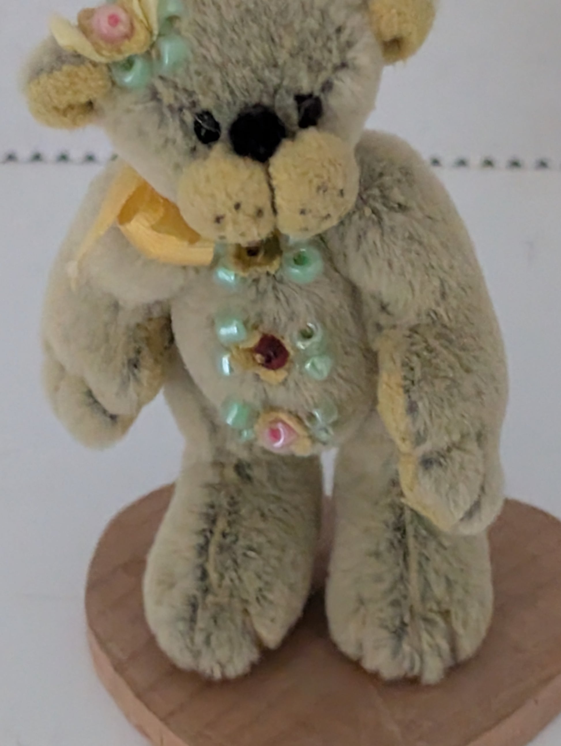 Little Gems Designed by Carrie Attwood "Daisy" image 7