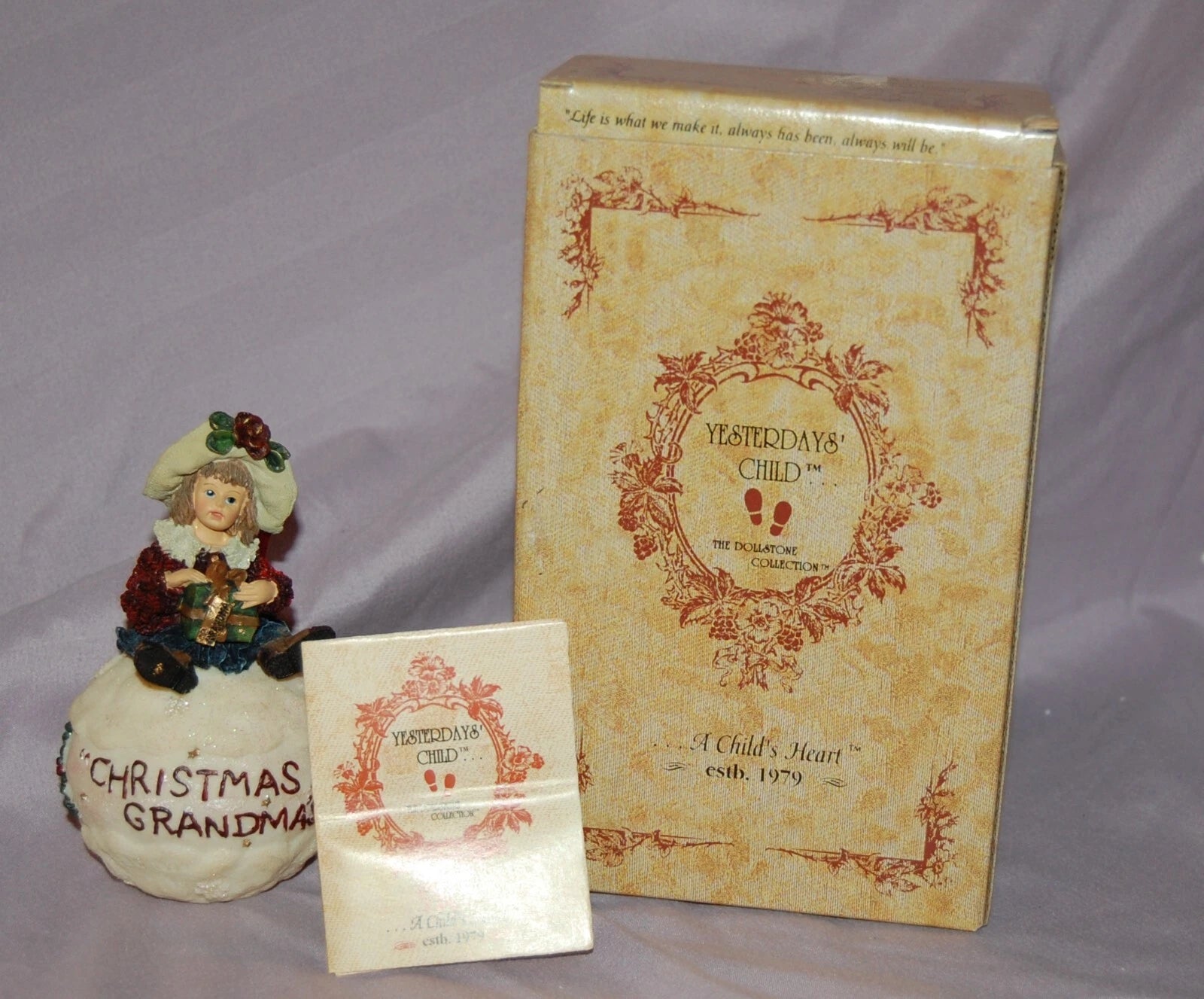 Boyds Ornament Dollstone Shannon Christmas at Midnight at Grandma's 25858 image 2