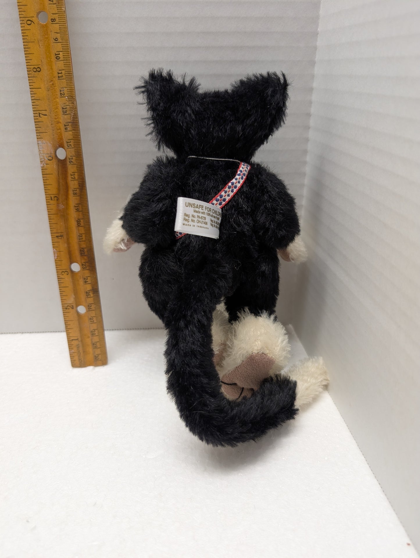 Deb Canham  Mohair Cat Phat Cat Collectible 5" Sitting with mouse in  Mitten image 2