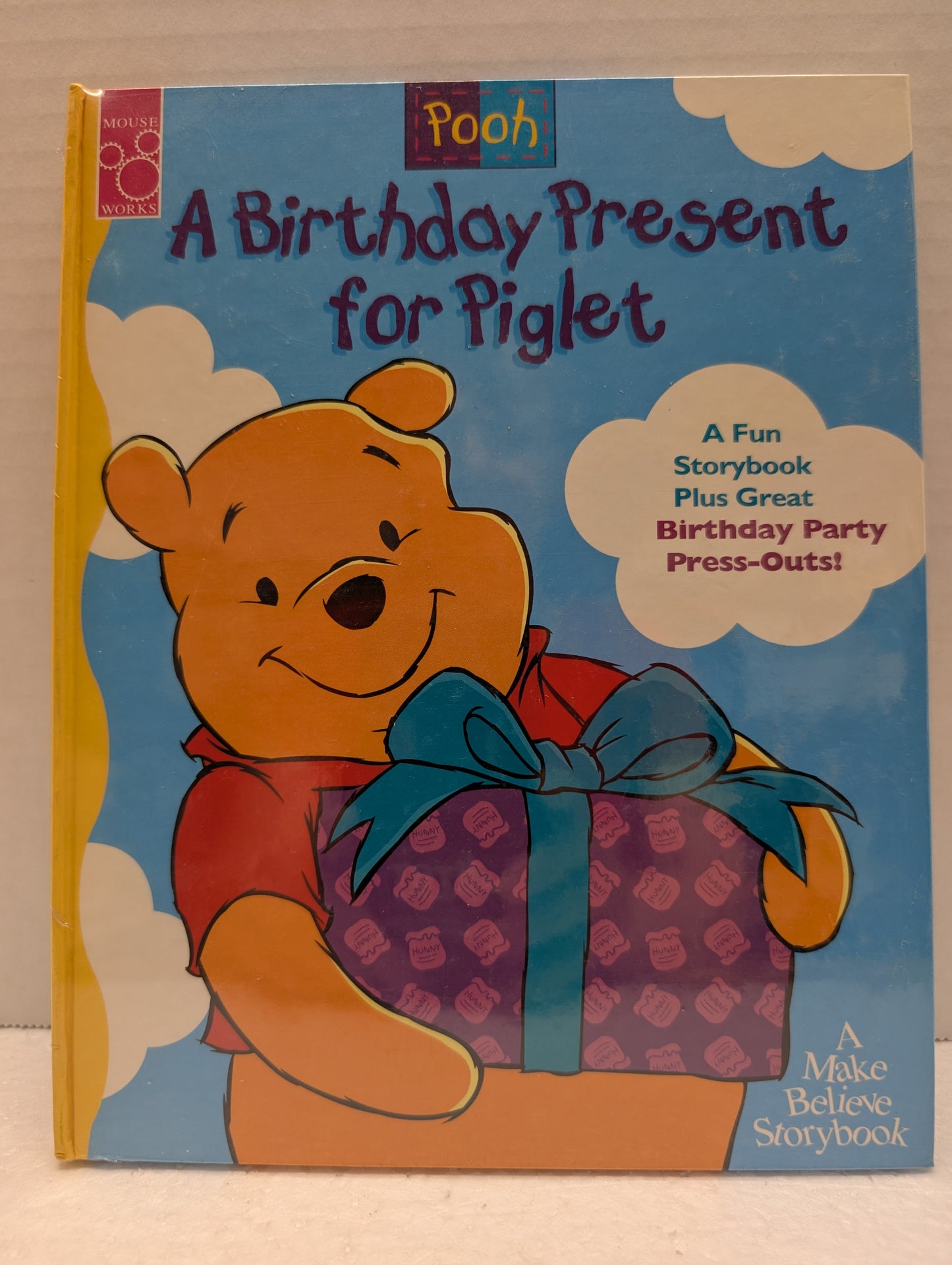 Book Pooh & Friends Birthday Present for Piglet:  Fun Storybook+ PressOut image 0