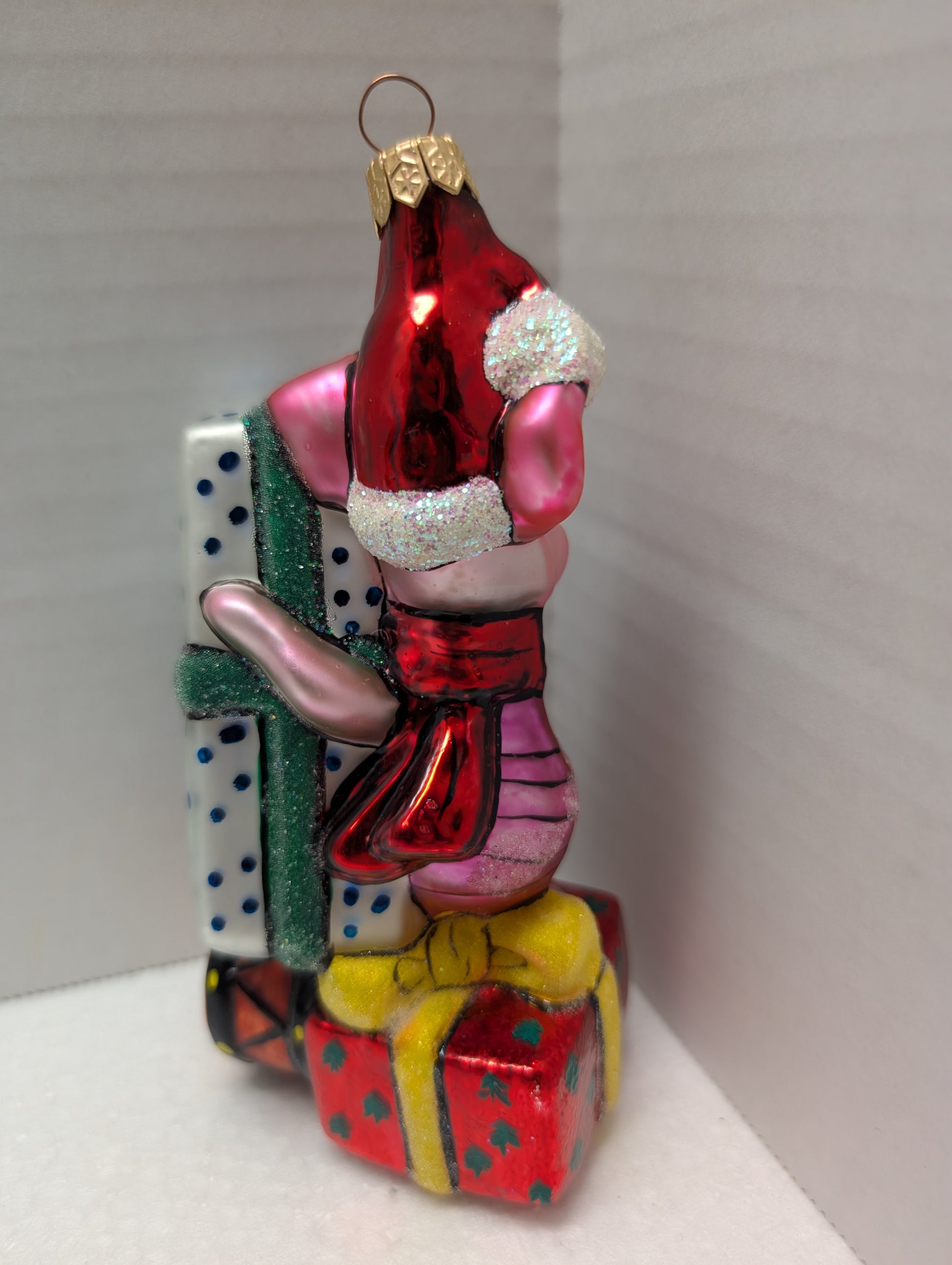 Christopher Radko Piglet w. Santa Hat and packages image 2