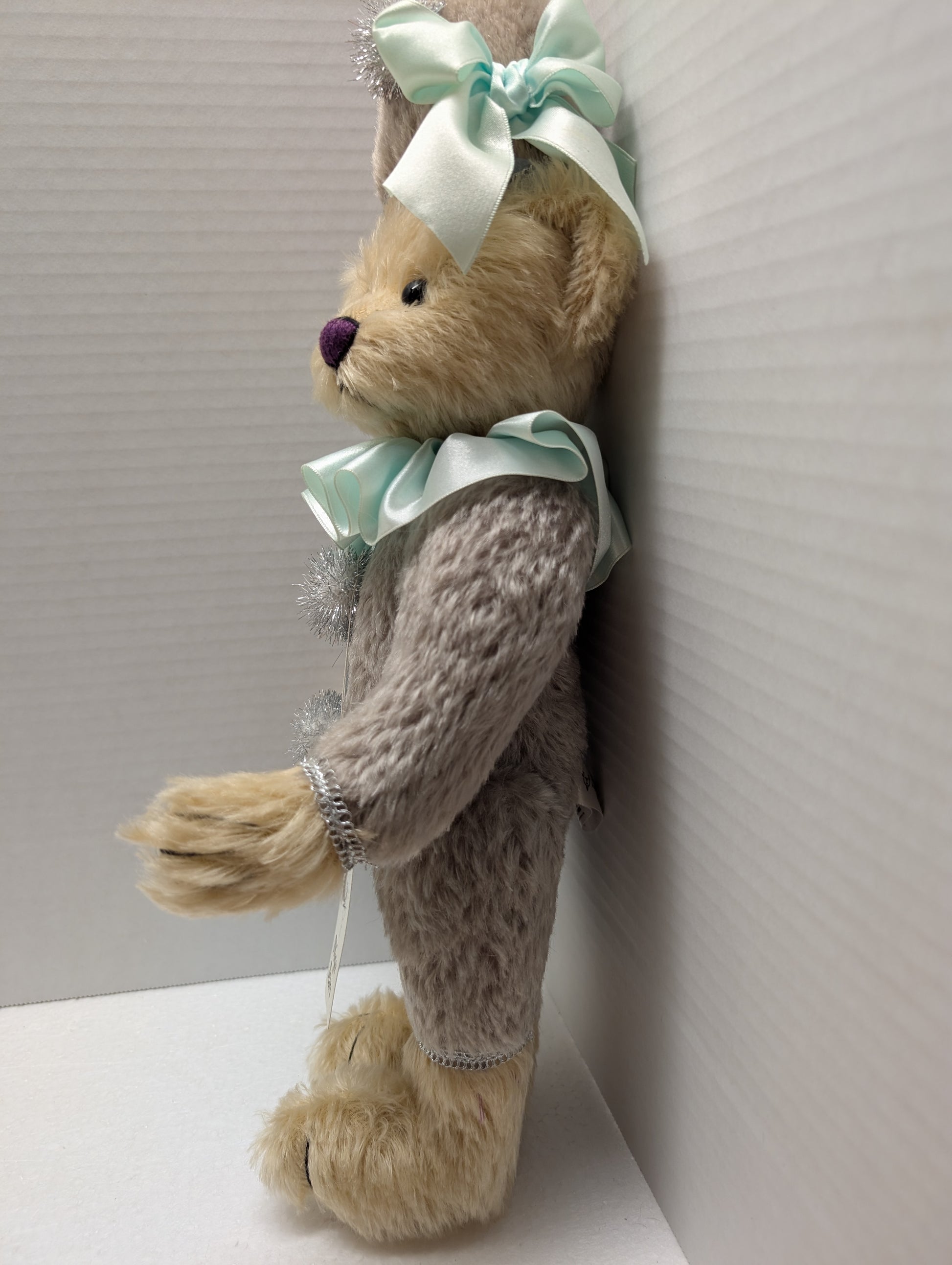 Deb Canham Plum Bear #65/150 17" with hat. image 6