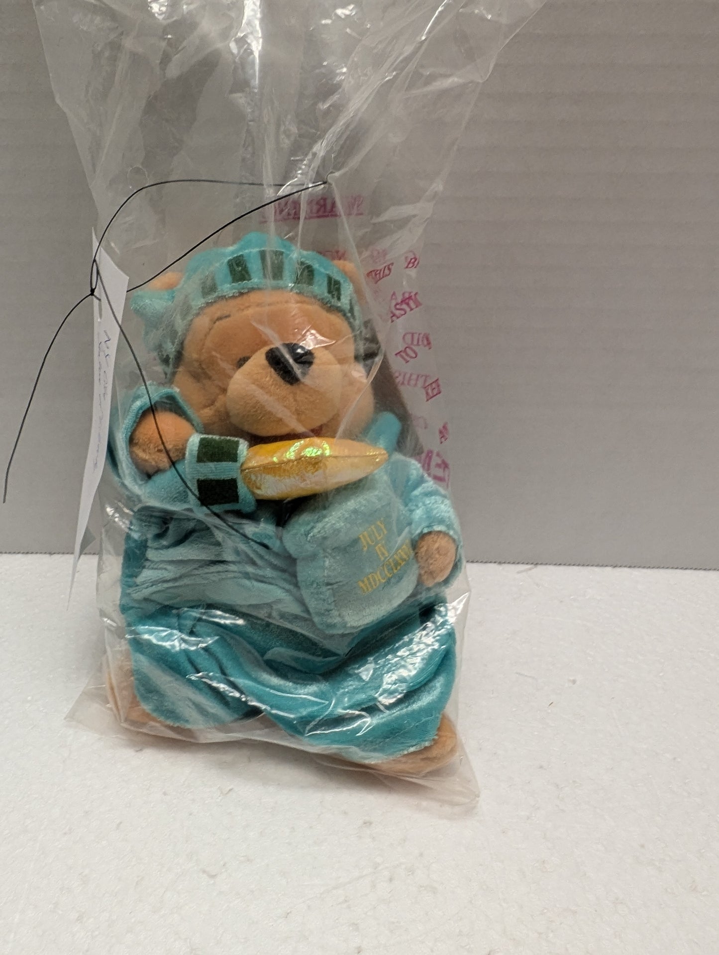 Disney Bean Bag Mini New York City Statue of Liberty Pooh 8 image 1