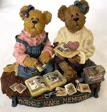 Boyds Bear Resin Jen and Michelle  Scrapbook Friends #2277924 image 0
