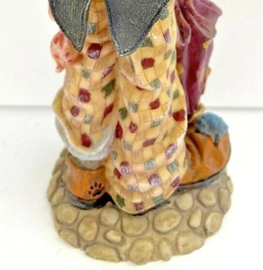 Boyds Pin Folkwear Honker T Flatfoot Send in the Clowns 26426 image 1