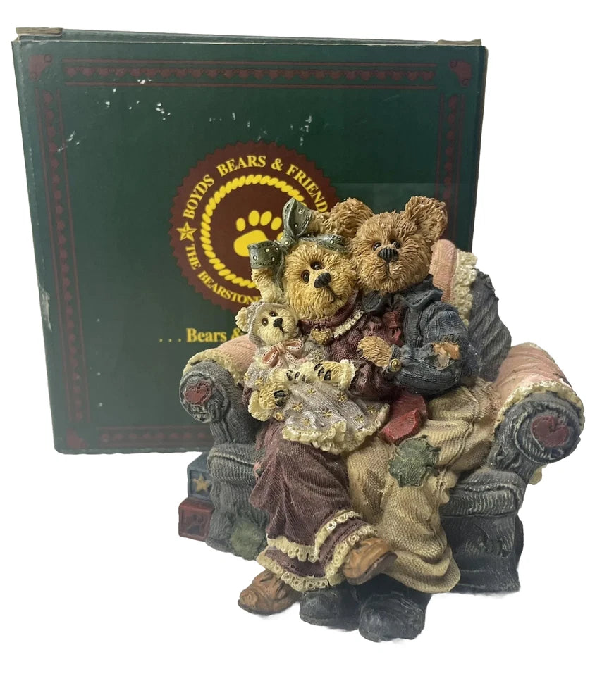 Boyds Bear Resin Momma & Poppa McNewBear w.Baby Bundles 270556 Baby image 2