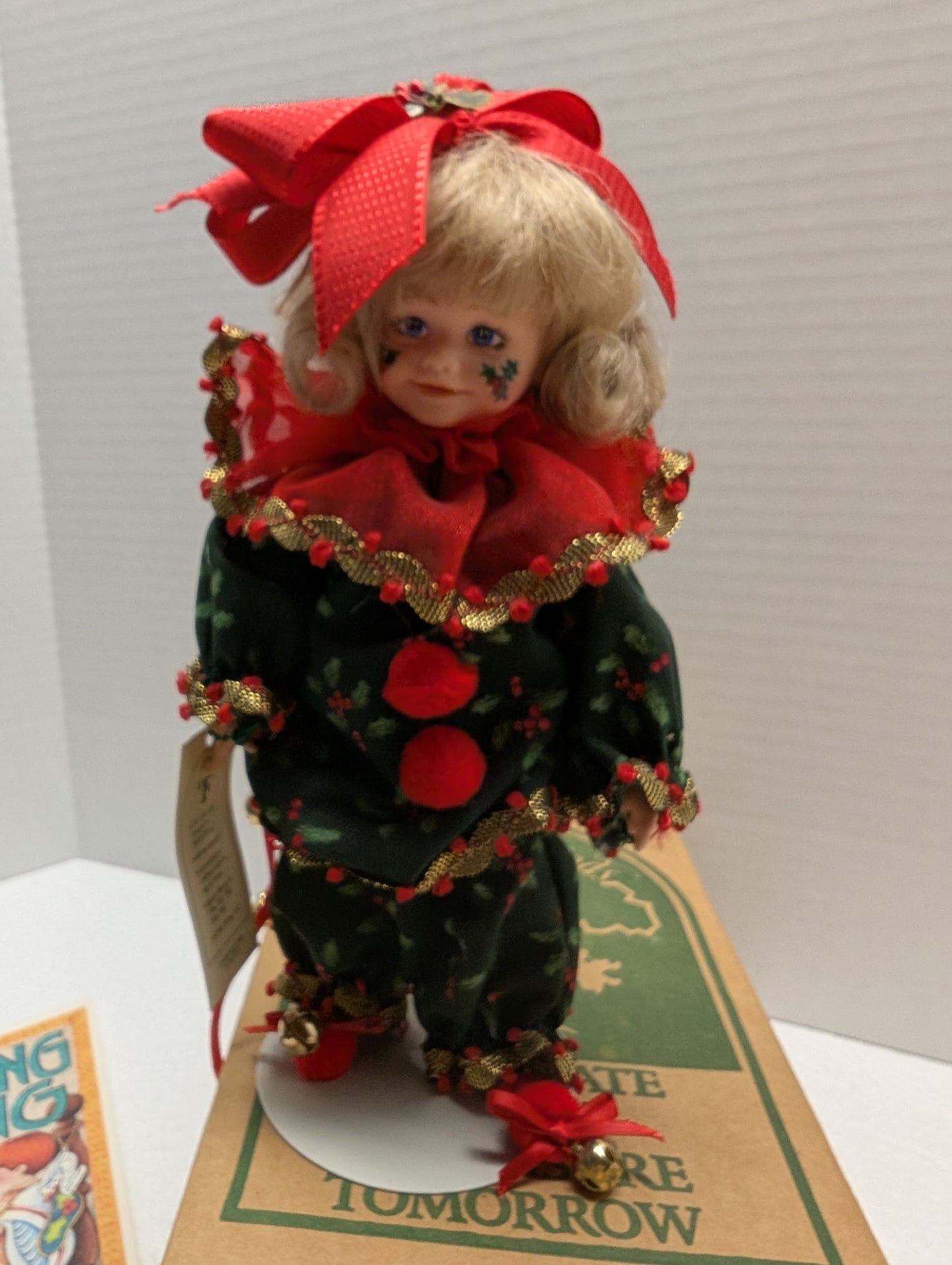 Robin Woods Jingles Christmas 8" Doll 26779 8" image 3
